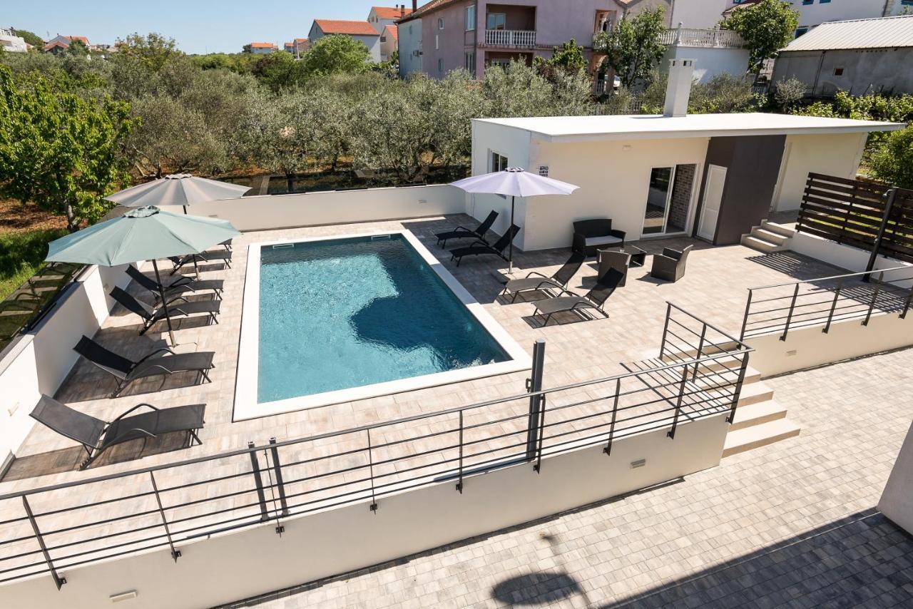 Apartment Luxury Golden Dreams